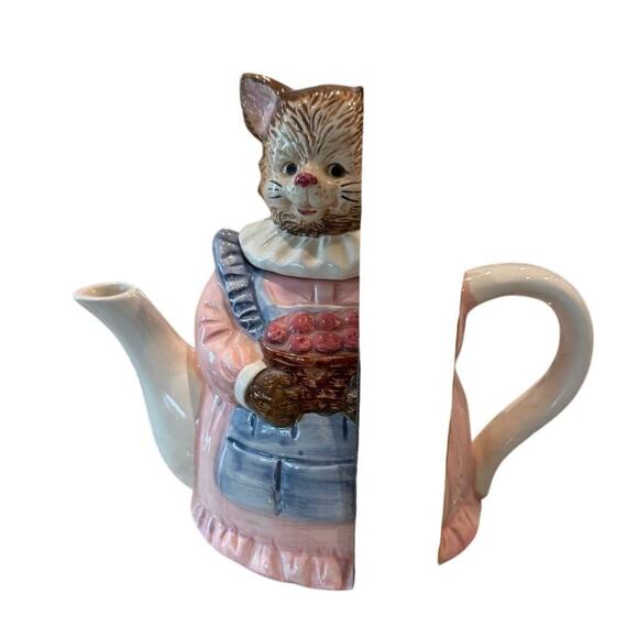 Vintage Decorative Ceramic Cat Teapot Mother Cat With Apron Basket Apples Kitsch - Picture 8 of 10